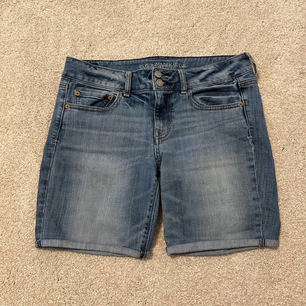 American Eagle Artist Stretch Bermuda Short
